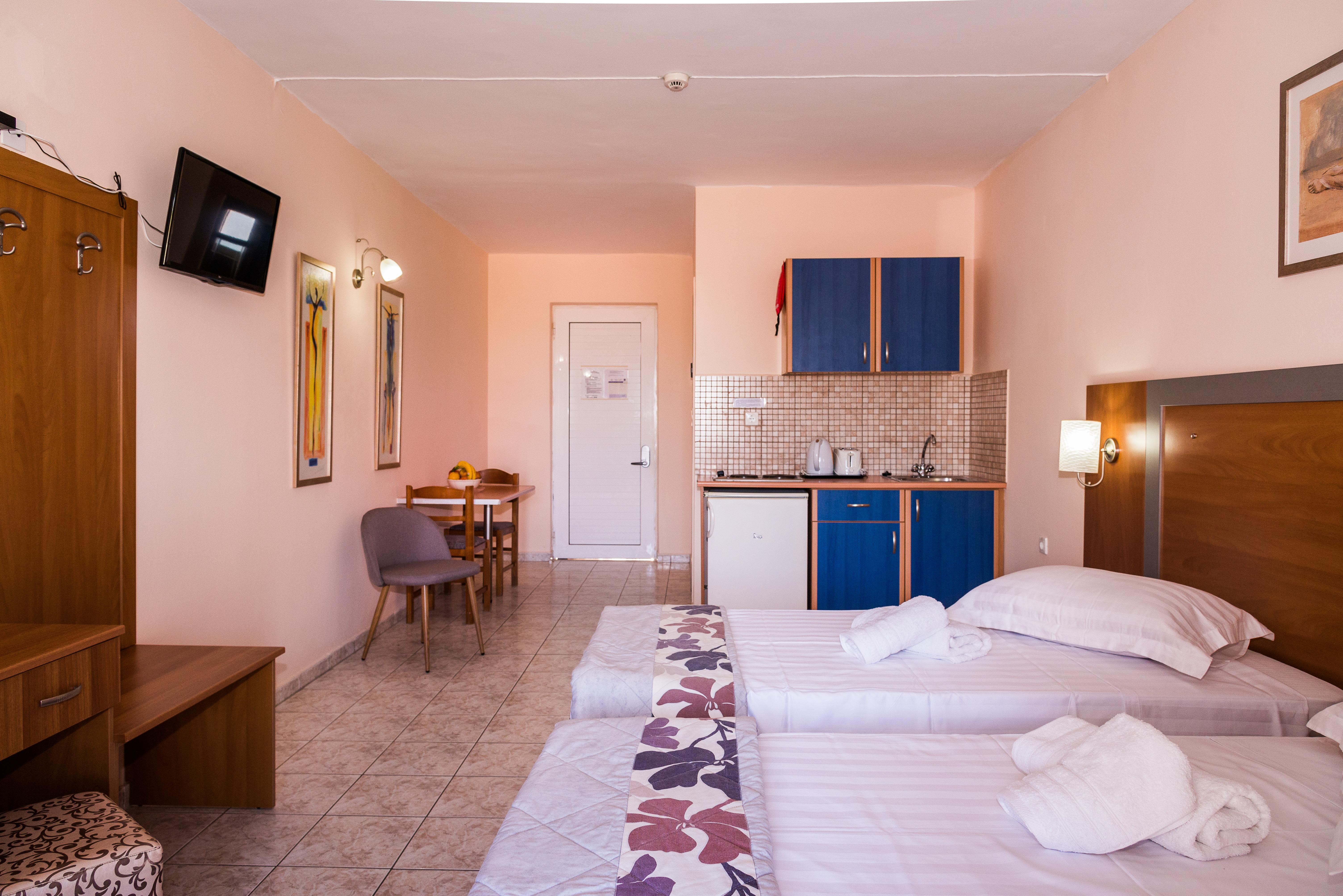 Macedonia Hotell Kalamákion Exteriör bild