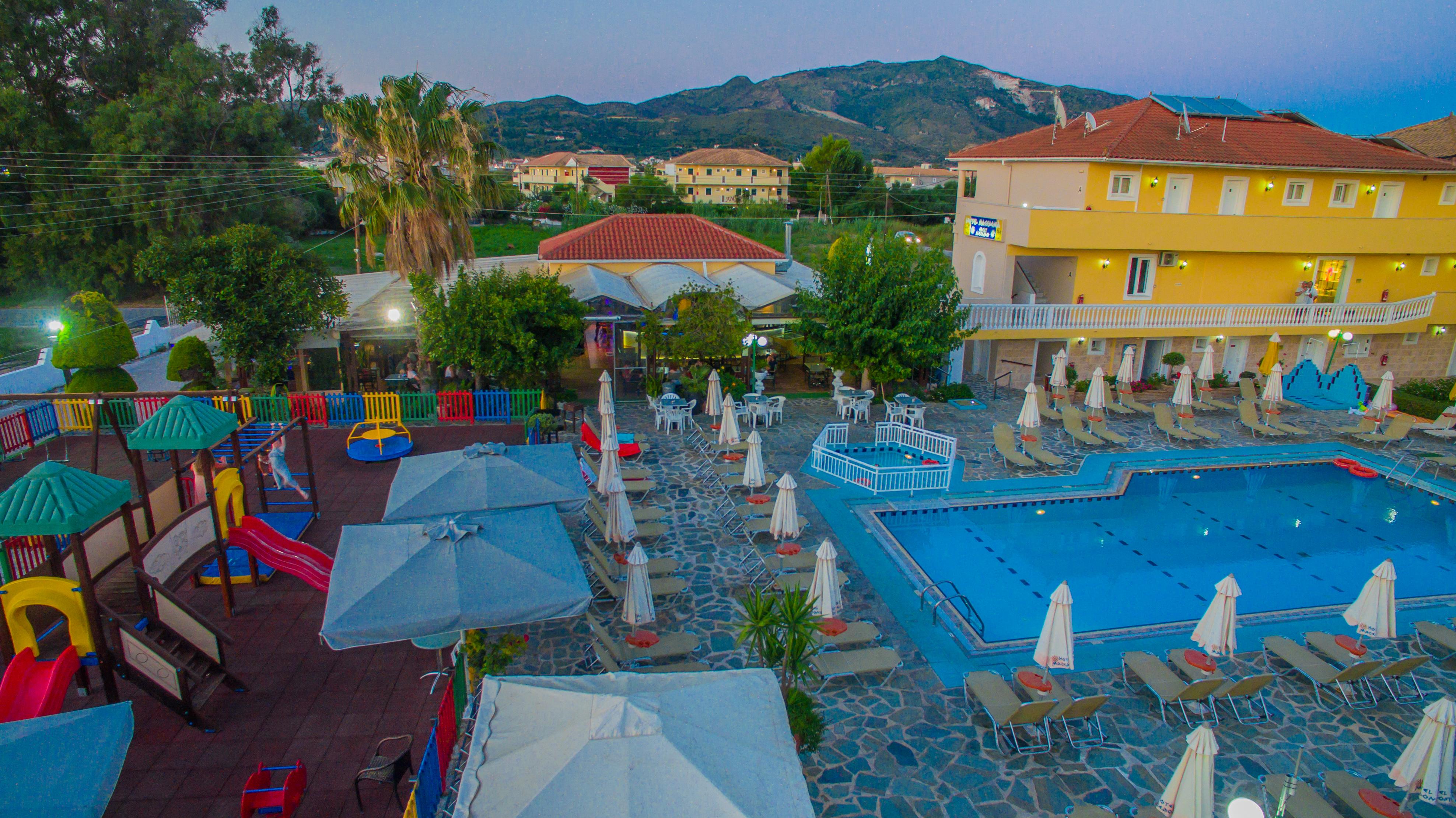 Macedonia Hotell Kalamákion Exteriör bild