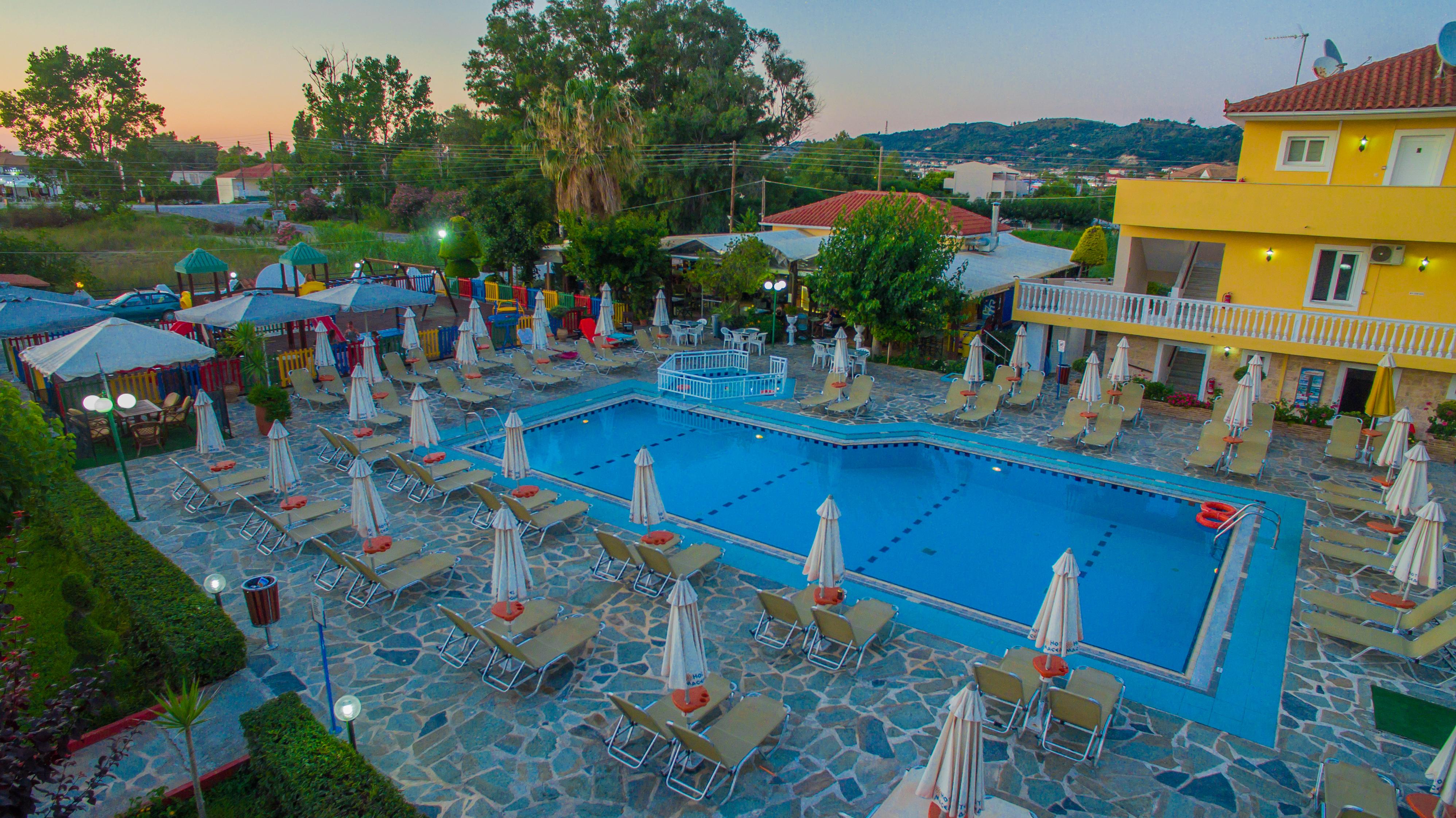 Macedonia Hotell Kalamákion Exteriör bild
